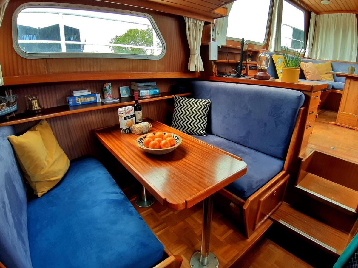 Motor Yacht Amstelle Hotell Amsterdam Exteriör bild